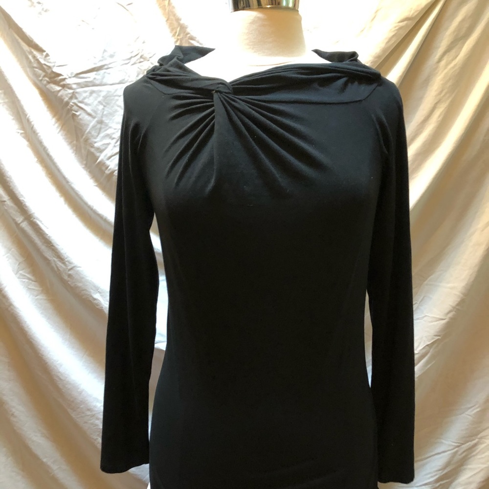 Three dots top